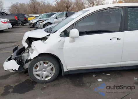 2011 Nissan Versa 1.8S z USA, uszkodzony, nr VIN 3N1BC1CP3BL413599